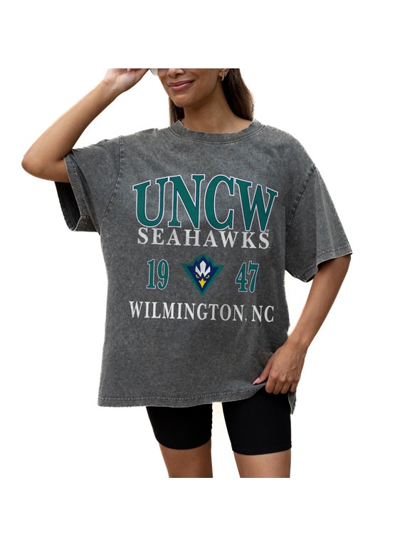 Women's Gameday Couture Grey UNC Wilmington Seahawks Oversized Snow Wash T-Shirt