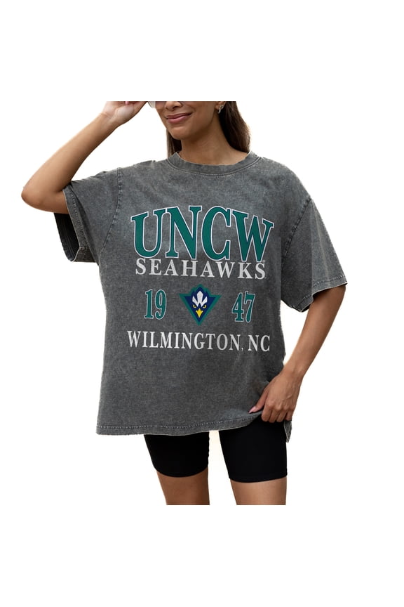 Women's Gameday Couture Grey UNC Wilmington Seahawks Oversized Snow Wash T-Shirt