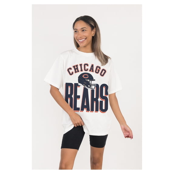 Women's Gameday Couture White Chicago Bears Oversized Classic Fierce Focus T-Shirt