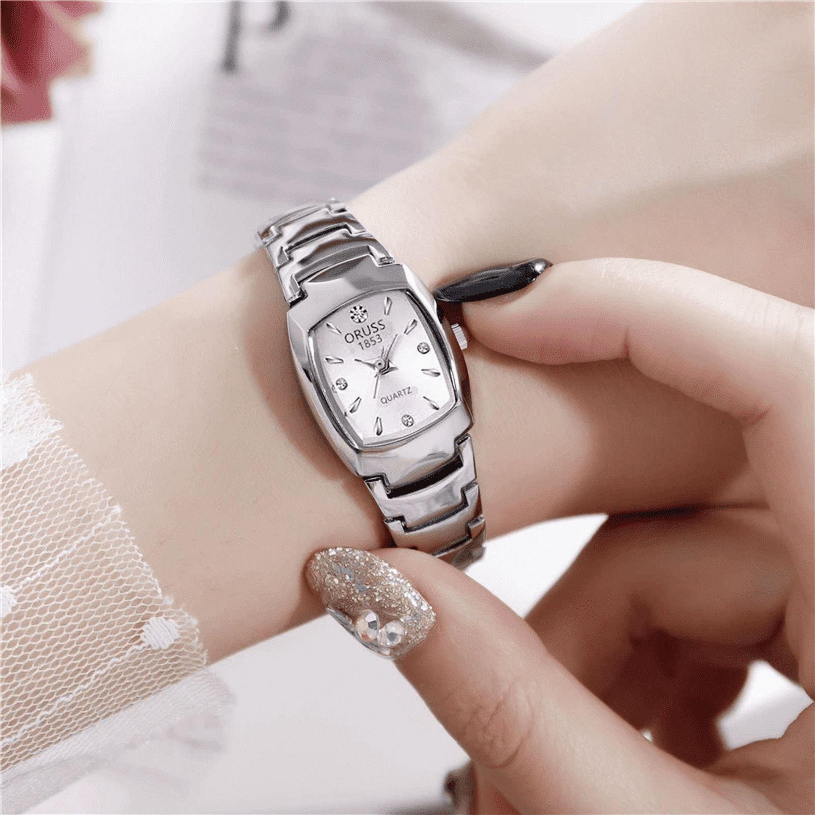 Women display picture 3