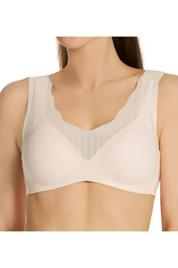 Women's Hanes HU39 Ultra Light Comfort Back Close Bra (Light Buff S)