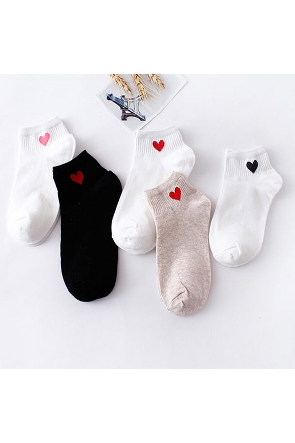 Women's Heart-Shaped Fashion Skateboard Socks, Comfortable and Breathable, Love Print Design, Ideal for Casual Wear, Red