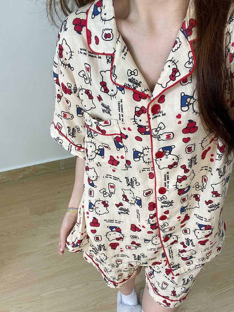 Women's Hello Kitty Polka Dot Short Sleeve & Shorts Pajama Set Summer Loungewear