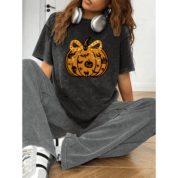 Women's Humorous Halloween T-Shirt - Gold Lace Pumpkin & Bow tie Playful Design, printing, Halloween party Clothes, Fashion,cotton,black,S-2XL,plus size