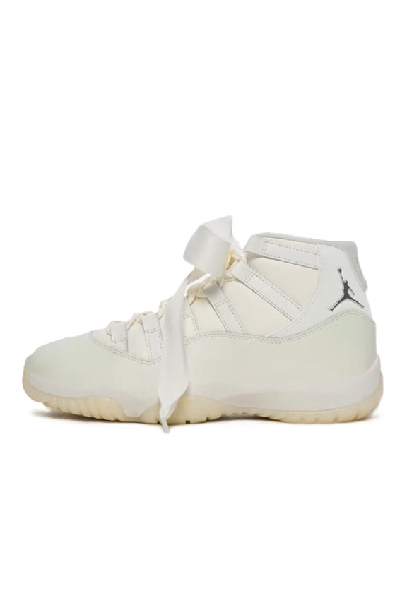 Women's Jordan 11 Retro Sail/Pearl Grey-White (AR0715 110) - 9.5