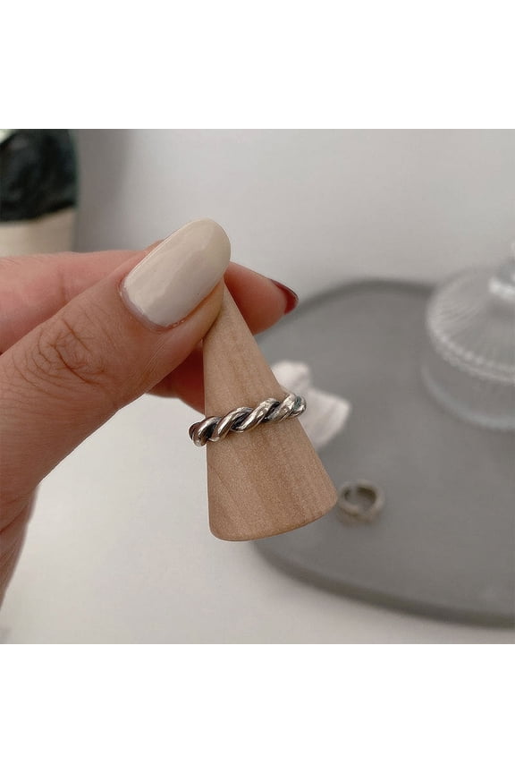 Women's Korean Style Twist Metal Ring, Thai Silver Plated, Geometric Design, Fashion Ring