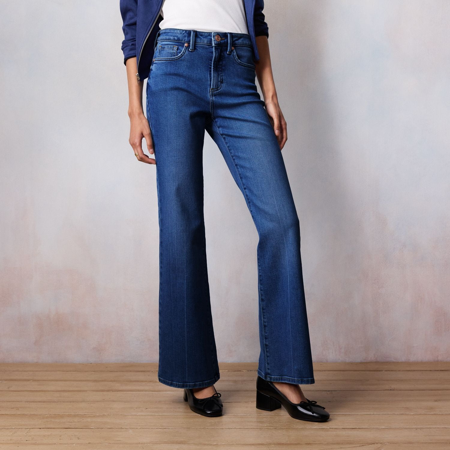 Women's LC Lauren Conrad Curvy Super High Rise Flare Jeans Color: Hazel  Wash Size: 6 T/L - Walmart.com