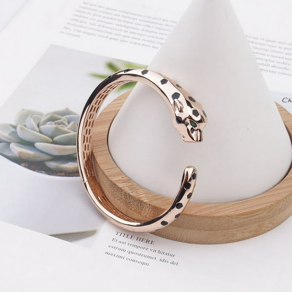 Womens Leopard Bracelet Ring Set Retro European American Zircon Inlaid Eco Friendly Copper Jewelry Gift for Wedding