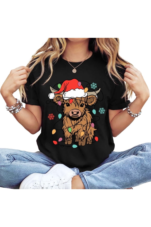 Women's Long Sleeve Crewneck T-Shirt - Festive Santa Hat Highland Cow Christmas Lights Graphic Tee