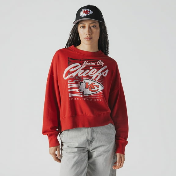 Women's New Era Red Kansas City Chiefs Oversized Throwback Mineral Wash Crew Neck Sweatshirt