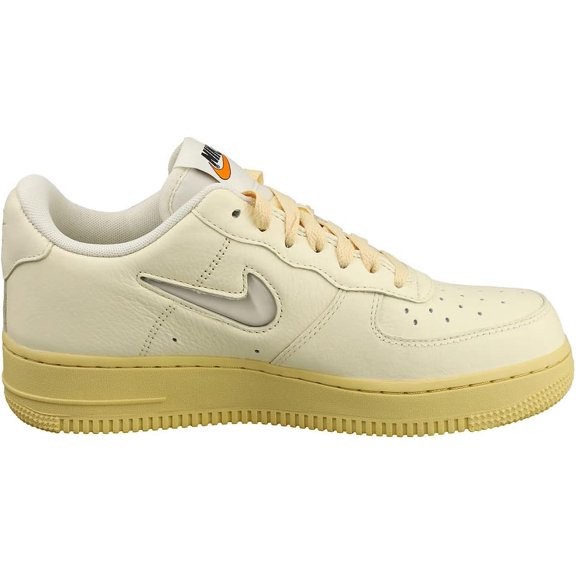 Women's Nike Air Force 1 '07 LX Coconut Milk/Light Bone (DO9456 100) - 8.5