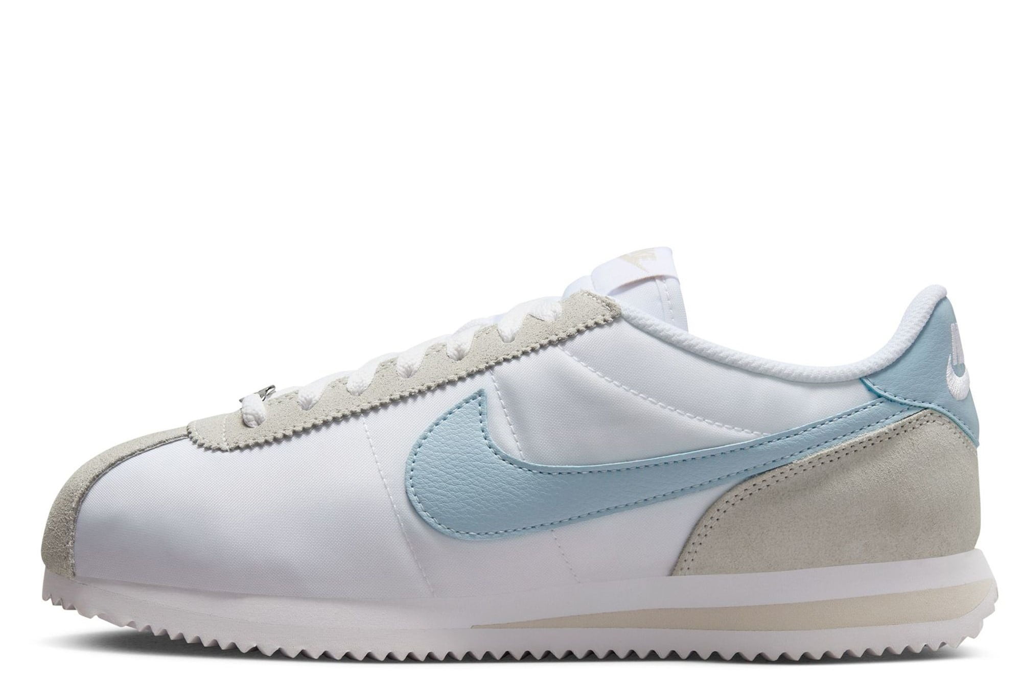 womens nike cortez white