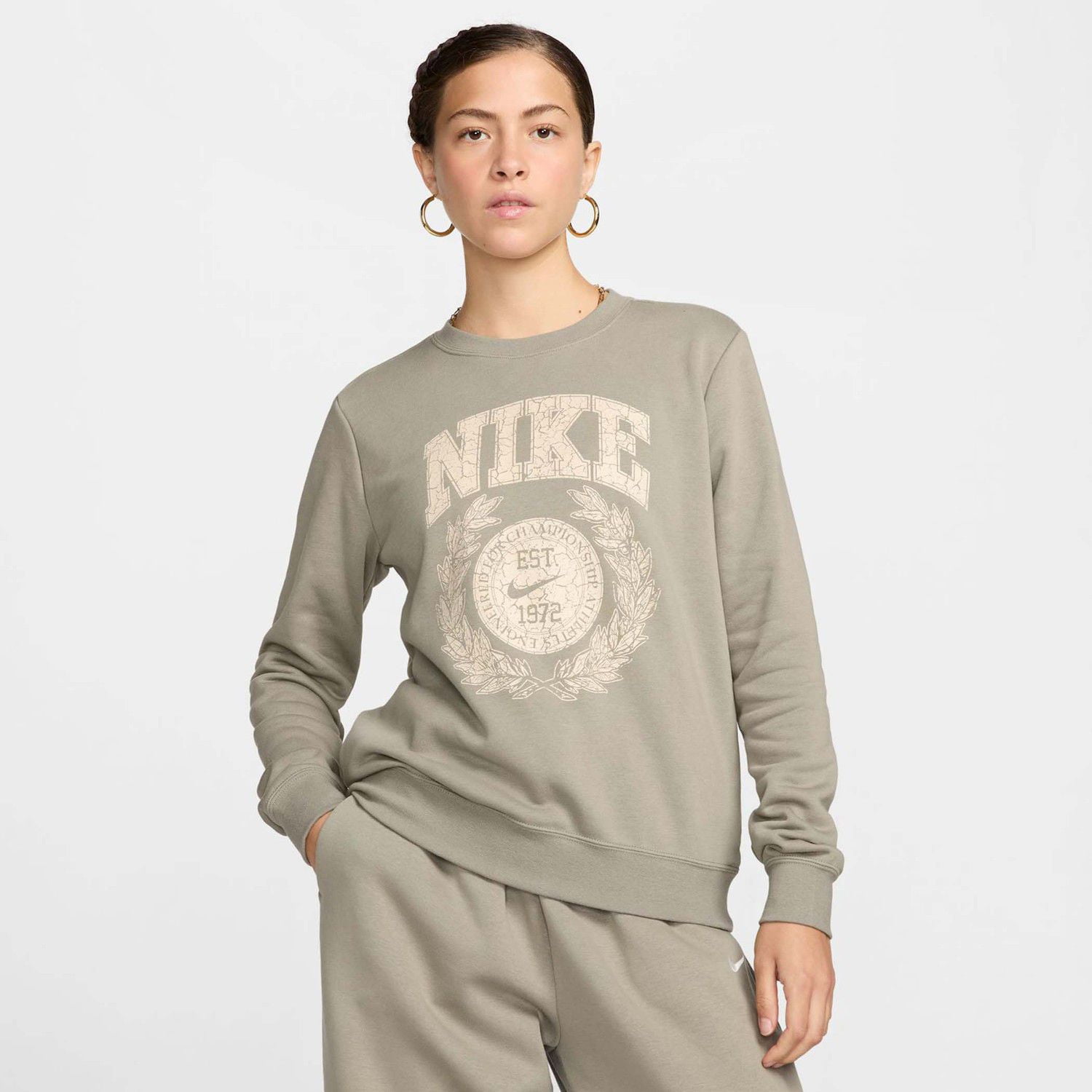 Nike Sportswear Varsity outlet Sweatshirt