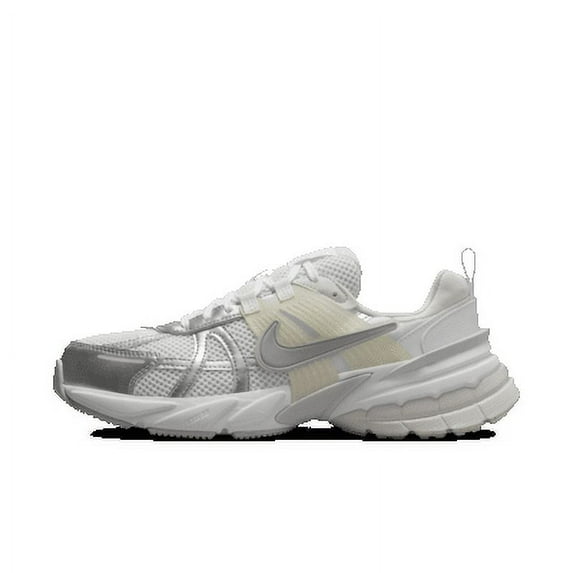 Nike V2K Run Platinum Violet / Chrome FN6703-001 Women's Size 8