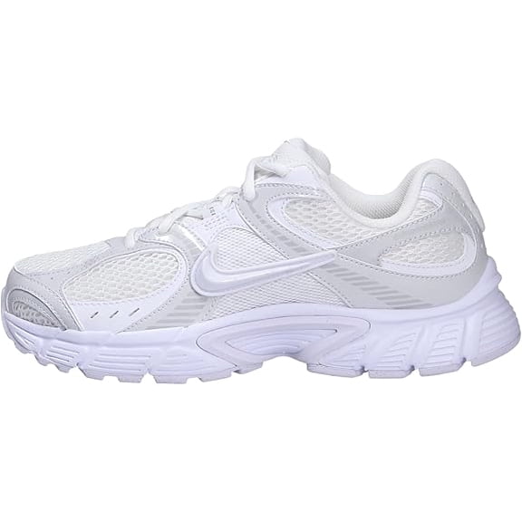 Women's Nike V5 RNR White/White-Black (HQ7901 101) - 6.5