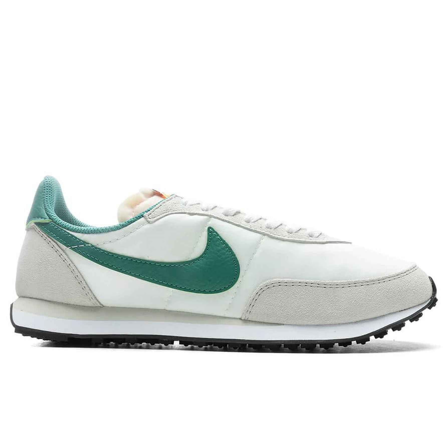 Nike Waffle Trainer 2 ESS Women s Light Bone Green Noise DA8291 001 Size 10