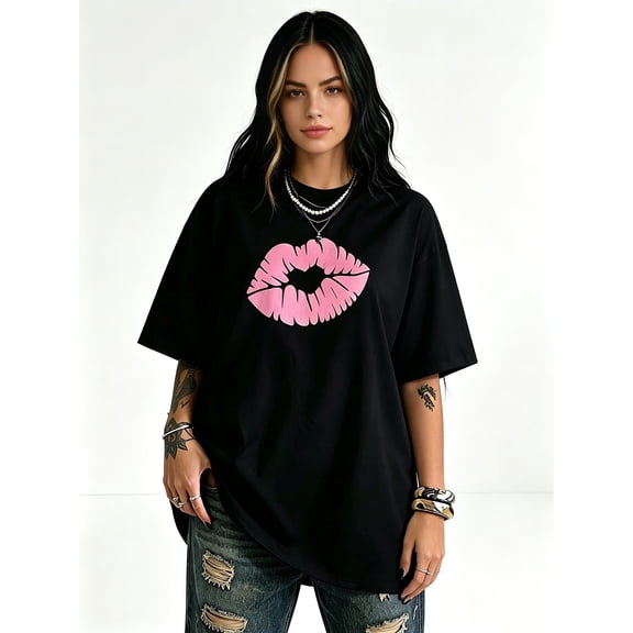 Women's Oversized Black T-Shirt with Bold Pink Lip Print, Loose Fit Y2K Streetwear Tee