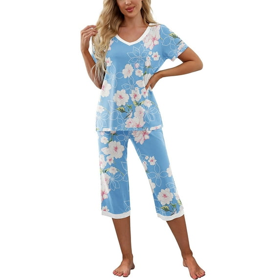 Women's Pajama Set Short Sleeve Shirt and Capri Pants Sleepwear Loungewear Pjs Sets with Pockets