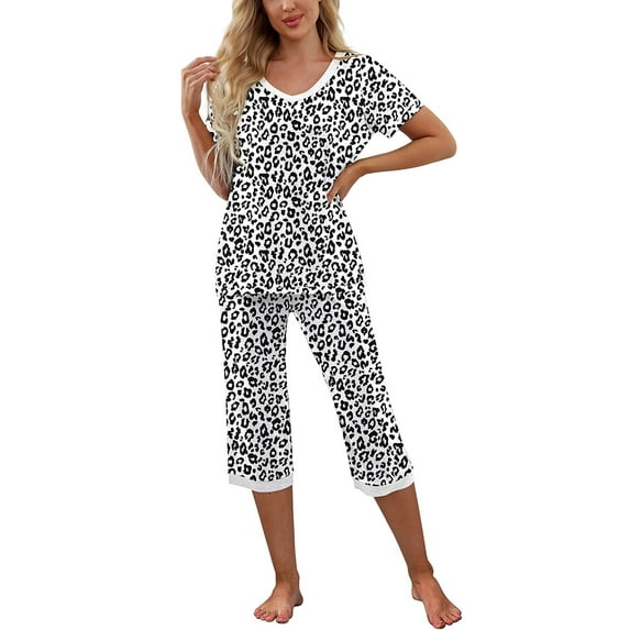Women's Pajama Set Short Sleeve Shirt and Capri Pants Sleepwear Loungewear Pjs Sets with Pockets