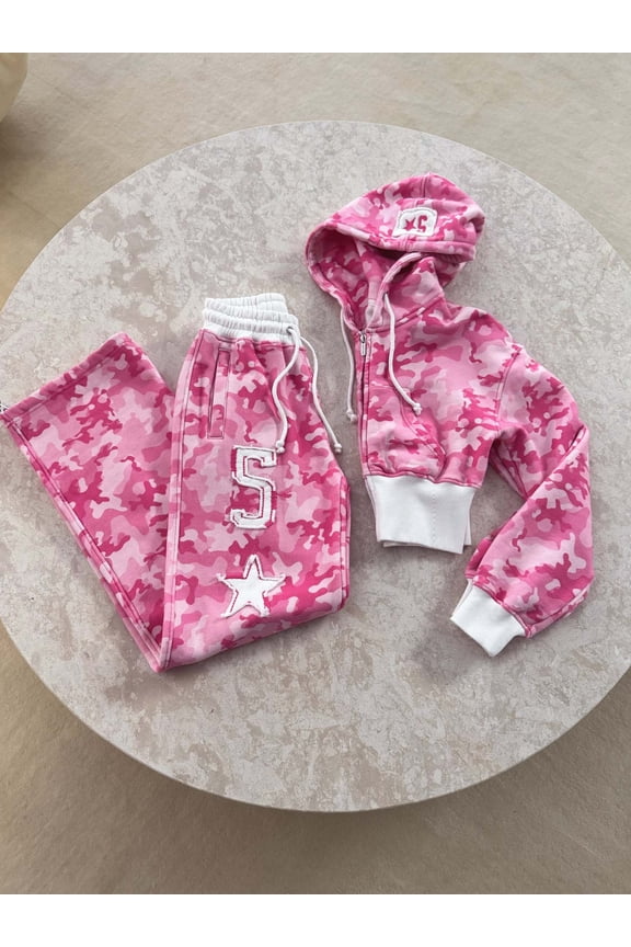 Women's Panan Fashion Forward Pink Camo Print Hooded Zip-Up Sweatshirt and Drawstring Sweatpants Set with Distinctive Camo Pattern