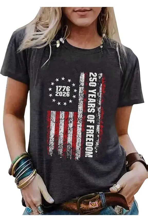 Women's Patriotic 1776 2026 T-Shirt 250 Years of Freedom American Flag Distressed Vintage Short Sleeve Tee USA Pride Top
