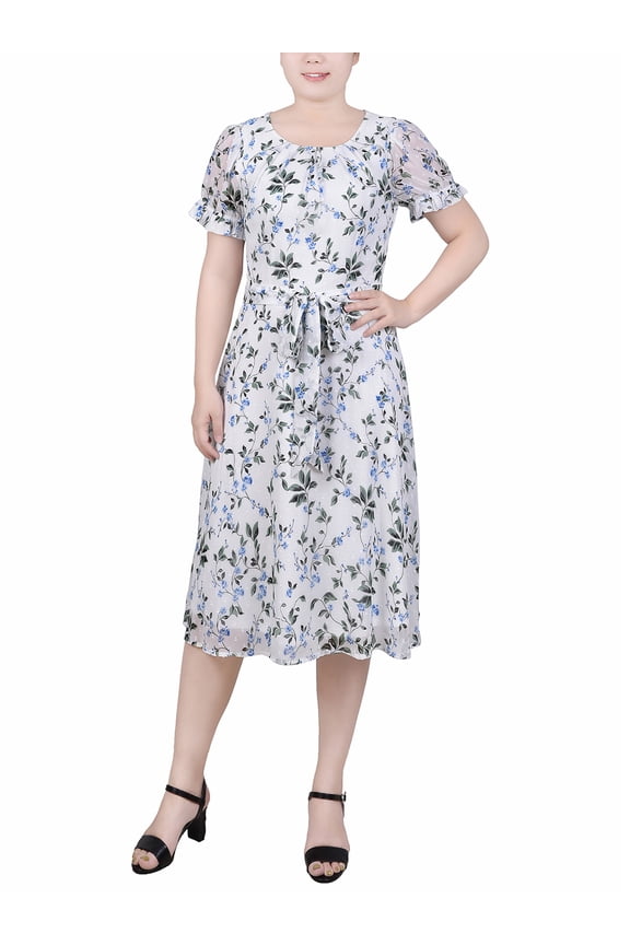 Women's Petite Short Sleeve Belted Swiss Dot Party Dress