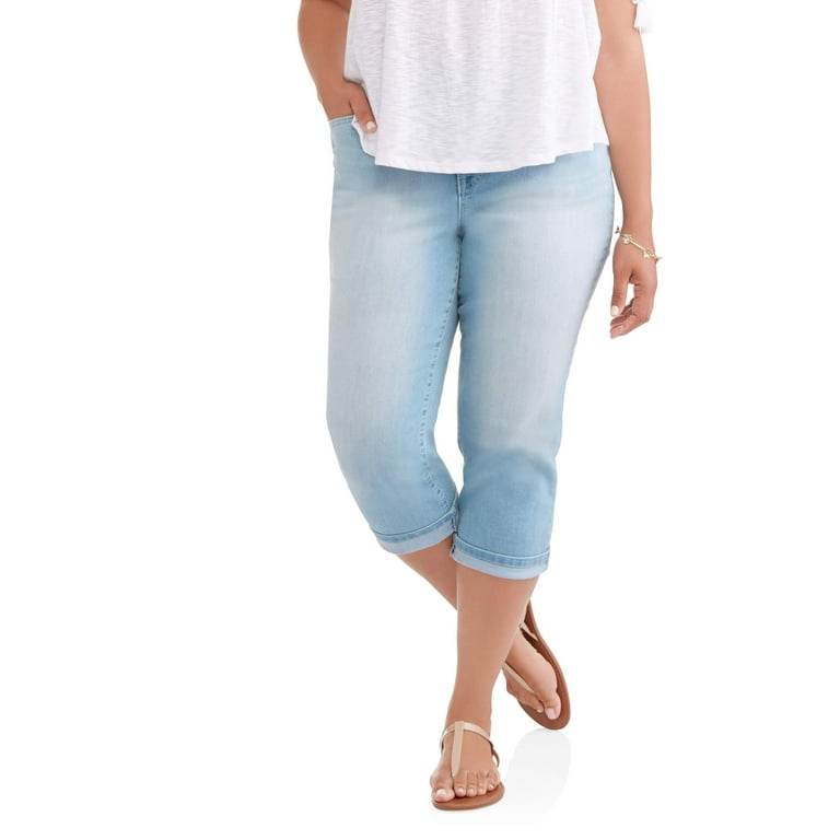 Women's Plus Comfort Waist Wide Cuffed Capri Jeans
