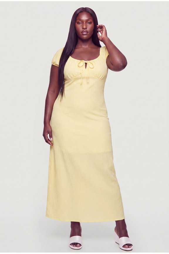 Women's Plus Size Keyhole Neckline Puff Sleeve Maxi Dress