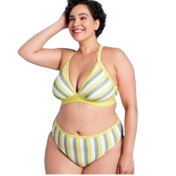 Women's Plus Size Medium Coverage Hipster Bikini Bottom