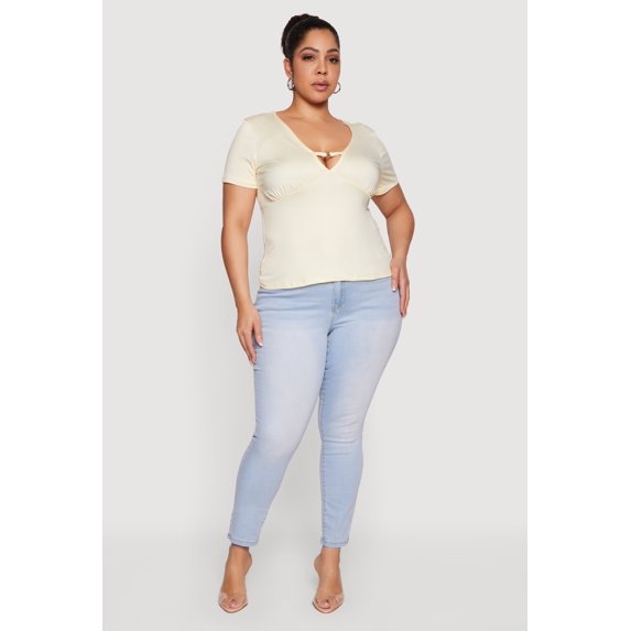 Women's Plus Size Metallic Detail Keyhole Top