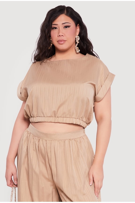 Women's Plus Size Textured Knit Boat Neck Bubble Hem Crop Top