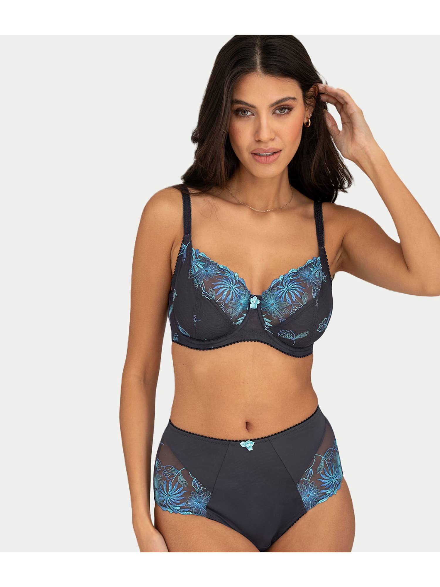 Slip a va alta nero onice con tulle ricamato | La Perla