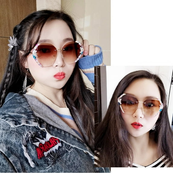 Women's Rhinestone Sunglasses Polarized UV Protection Cat Eye Glasses - Fashion Bling Sunwear with Accents - Retro Party Eyewear for Women Trendy Diamond-Studded Sunglasses with Case