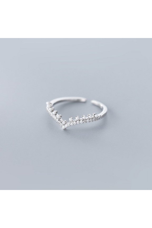 Women's Ring Elegant V Shaped Silver Ring Diamond Accent Simple Design Temperament Ring S925 Sterling Silver Ring