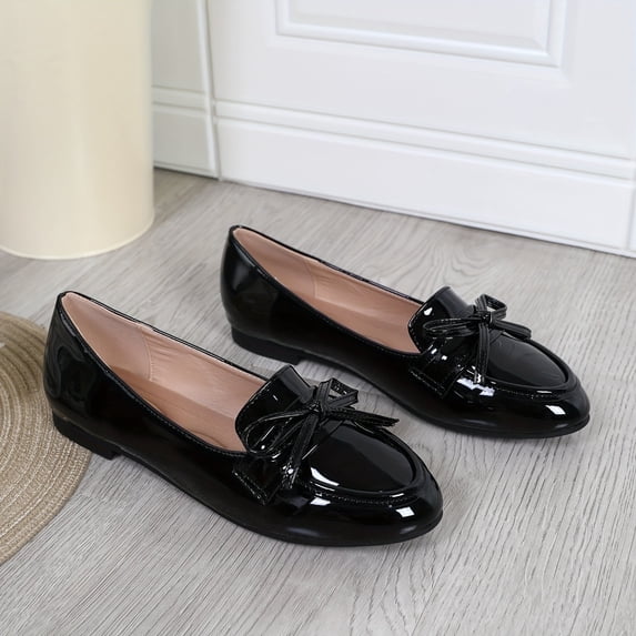 Women's Round Toe Single Shoe - Solid Color, Bow Embellishment, TPU Sole, Man Made Upper | Lightweight | Slip-On Closure | All-Season Wear
