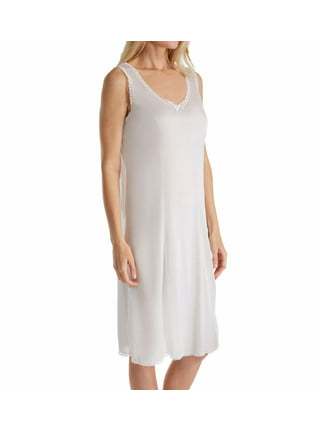 Vanity Fair Radiant Collection Women's Invisible Edge Smoothing Full Slip,  Sizes S-4XL 