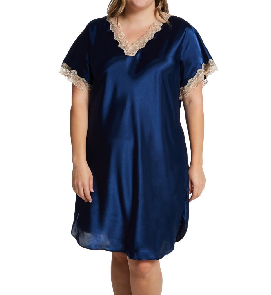 Shadowline plus size online nightgowns