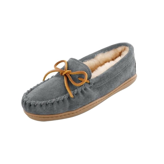 Minnetonka Women’s Sheepskin Hardsole Moccasin 8 W Grey