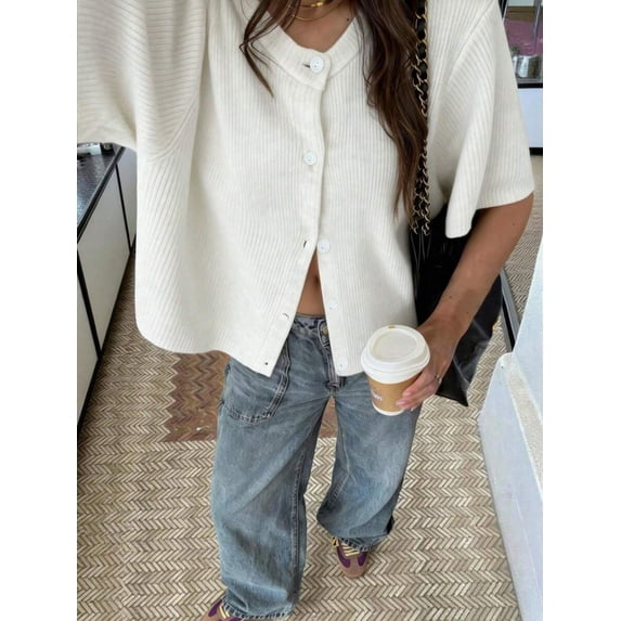 Women's Short Sleeve Knit Cardigan Top, Round Neck Button Front Sweater Shirt, Casual Cropped Layering Blouse for Streetwear, Office and Daily Wear