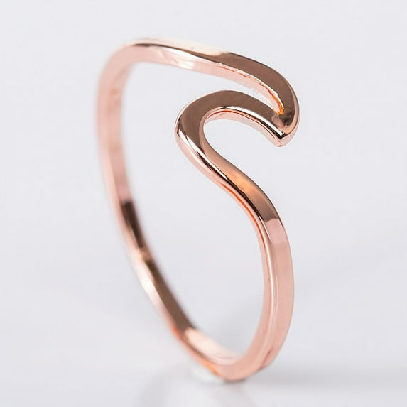 New Women's Simple Wave Ring