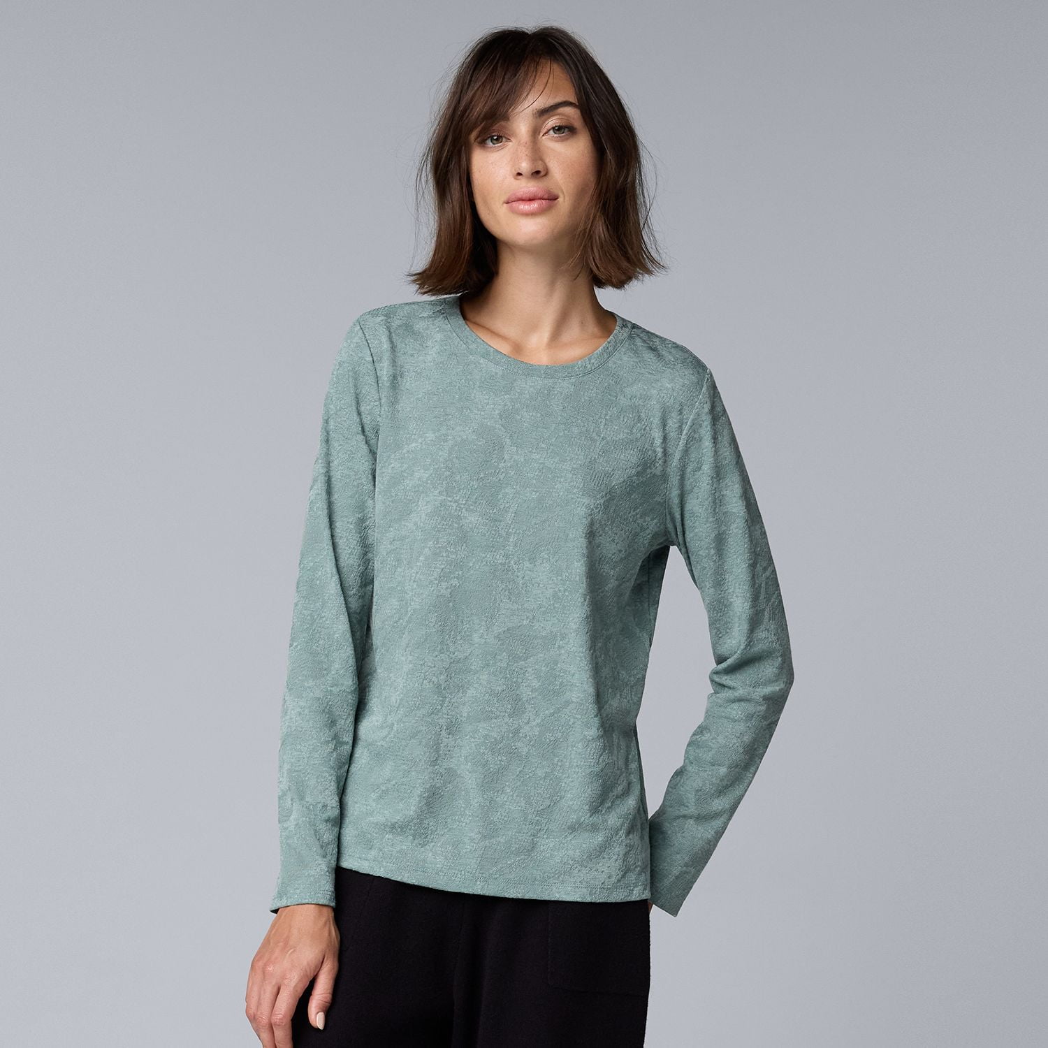 Women s Simply Vera Vera Wang Long Sleeve Crew Neck Tee Color Quiet Storm Heather Size SMALL Walmart