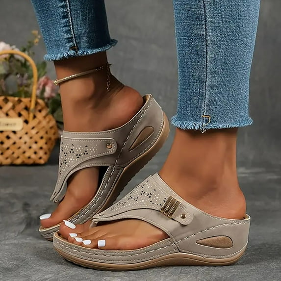 Women's Slide Sandals White Sandals Woman Slip on Flat Sandals Ladies Soft Cushion Fashion Yoga Mat Slippers Beige 6.5