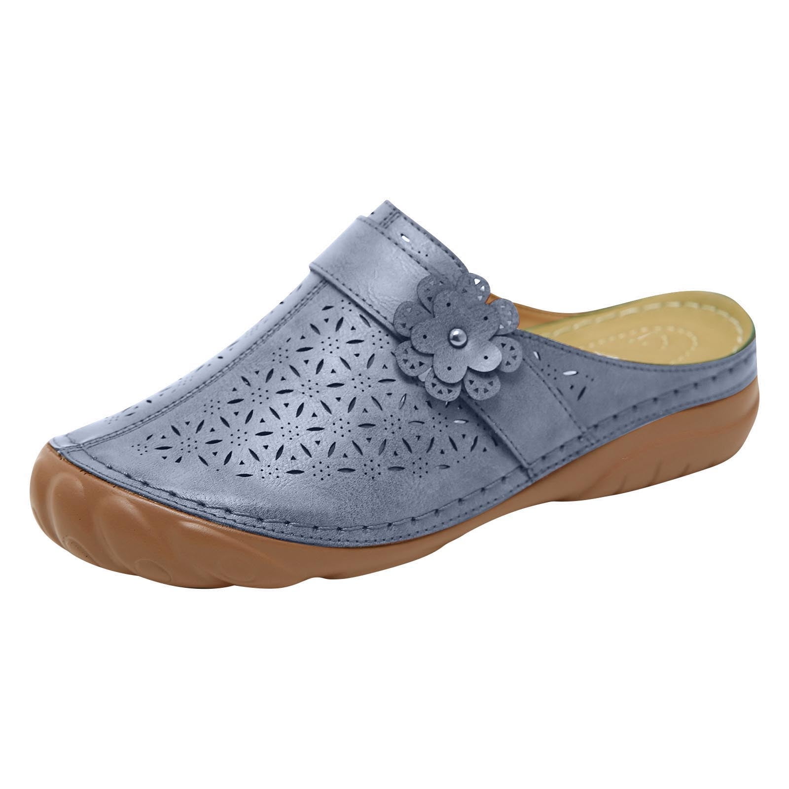 Closed toe shop nursing shoes
