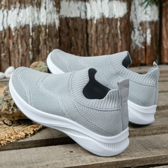 XIMIN Women's Slip On Sneakers Women Non Slip Work Sport Shoes Comfortable Lightweight Breathable Casual Shoes for Walking Travel Footwear