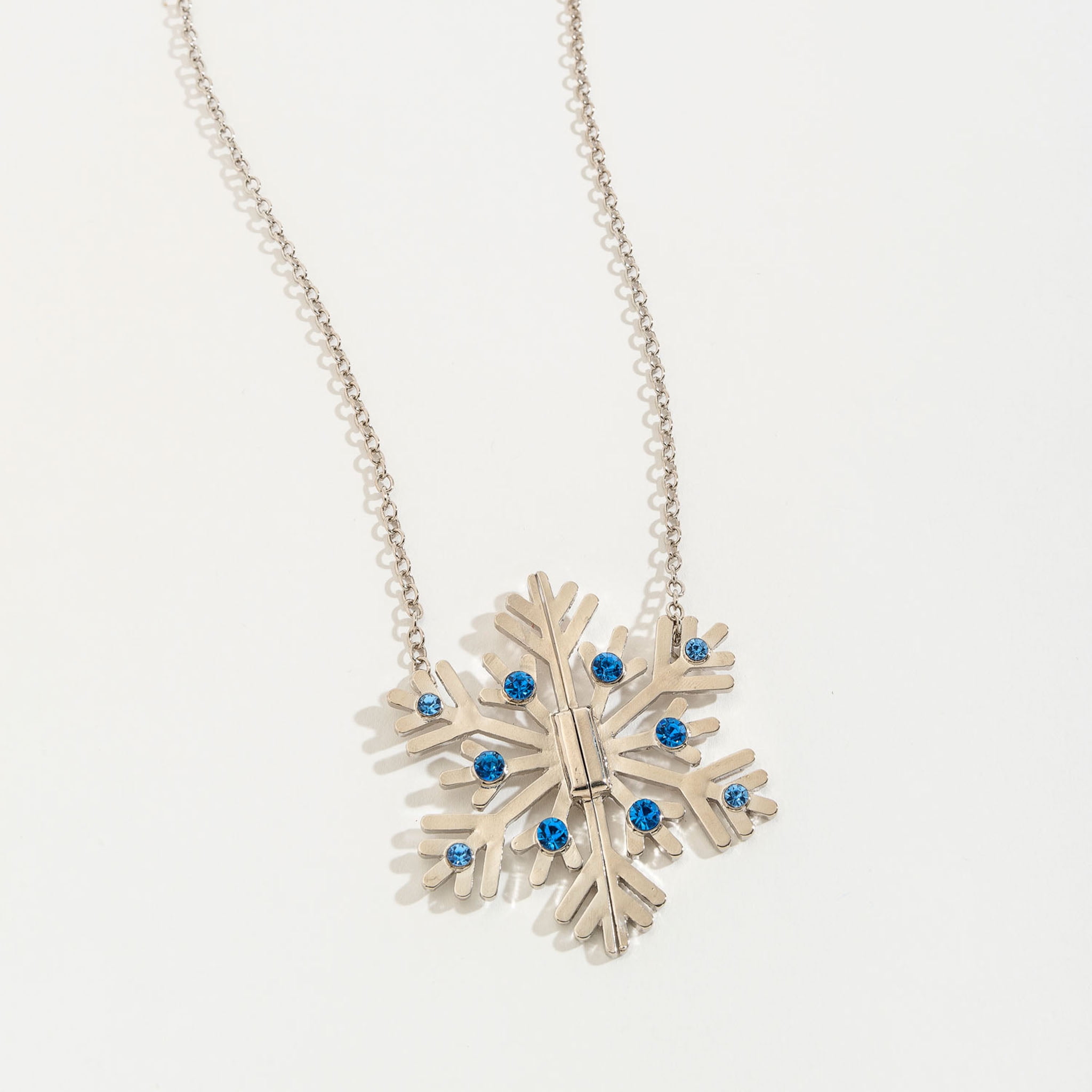 Women's Snowflake Cutout Magnetic Front Clasp 23" Necklace By Howard's