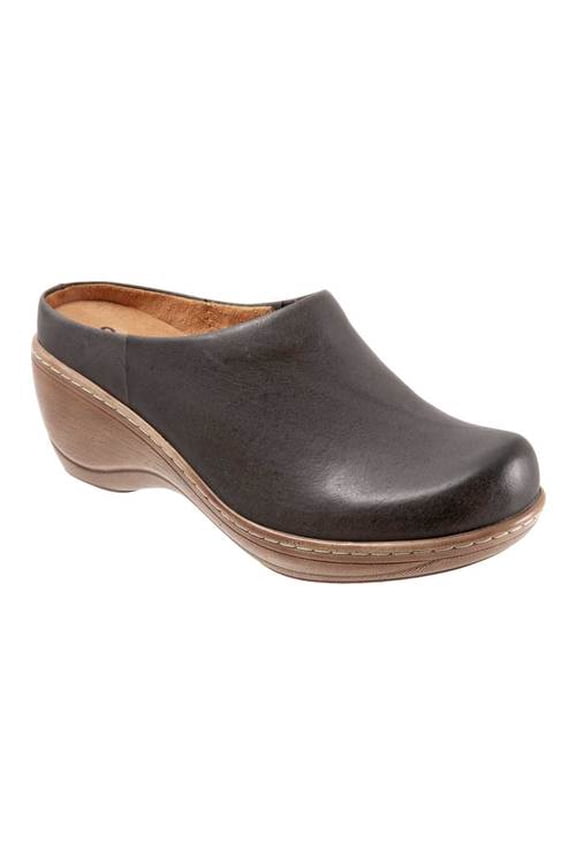 Women's SoftWalk Madison Clog