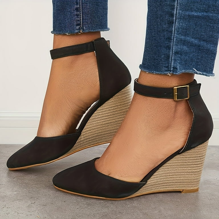 Pointed wedge heels top