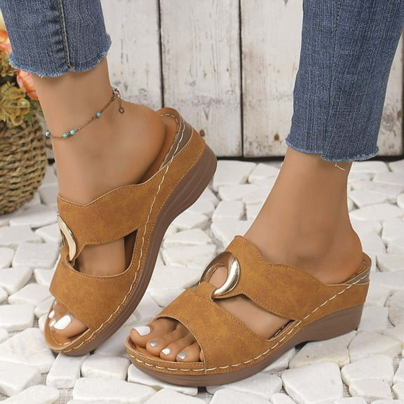 Women's Spring And Summer New Large Size Wedge Slippers Beach Metal Buckle Wedge Sandals Fashion Casual Beach Sandals Summer Sandals for Women Brown 36