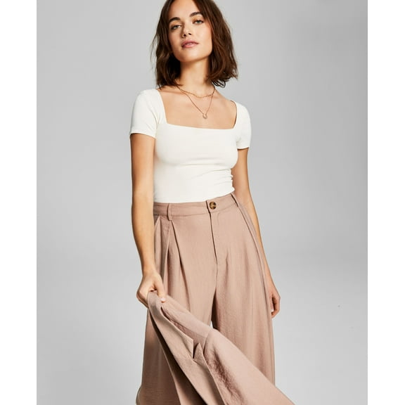 Women's Square-Neck Double Layered Cropped Tee Cream S