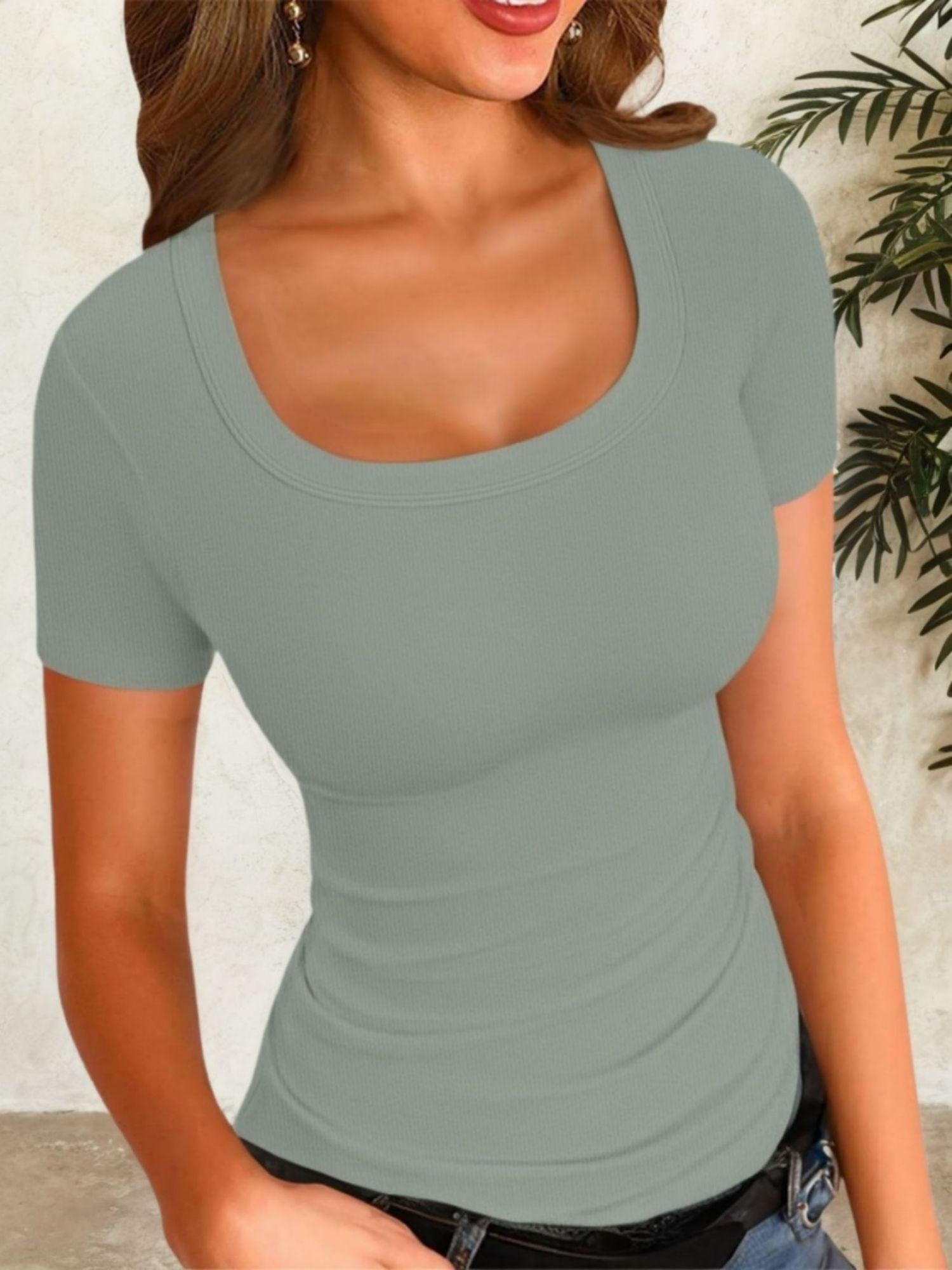 Women's Short Sleeve Scoop Neck Printed Top